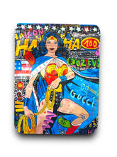 Load image into Gallery viewer, Wonder Woman 3.5G Mylar Bags Holographic Gucci