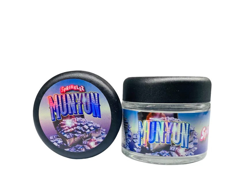 Munyum Sprinklez 3.5g Glass Jars with Holographic Stickers Child Resistant jar