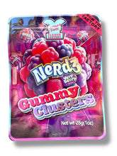 Load image into Gallery viewer, Nerdz Very Berry Gummy Clusters 1OZ 28G Mylar Bag (50 Count)
