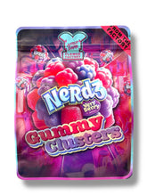 Load image into Gallery viewer, Nerdz Very Berry Gummy Clusters 1OZ 28G Mylar Bag (50 Count)
